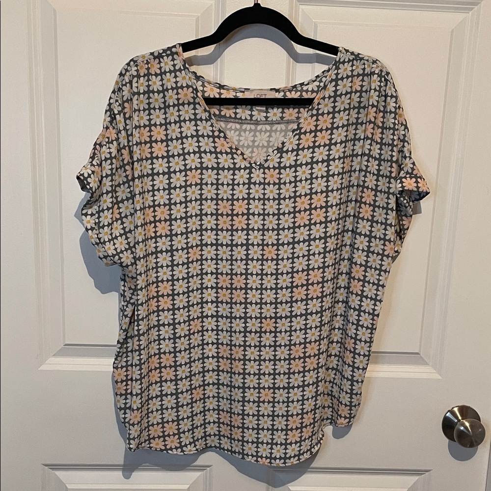 LOFT Floral Daisy Grid Blouse in GreyBlue  + Cream/pink flowers Size XL
